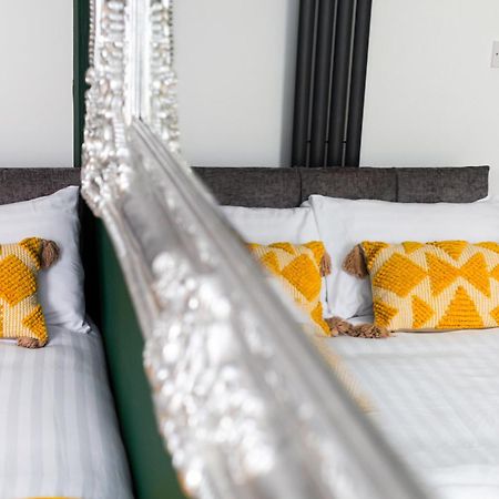 Snuggle Cove Apartments By Bella Vita Stays Liverpool Exterior foto