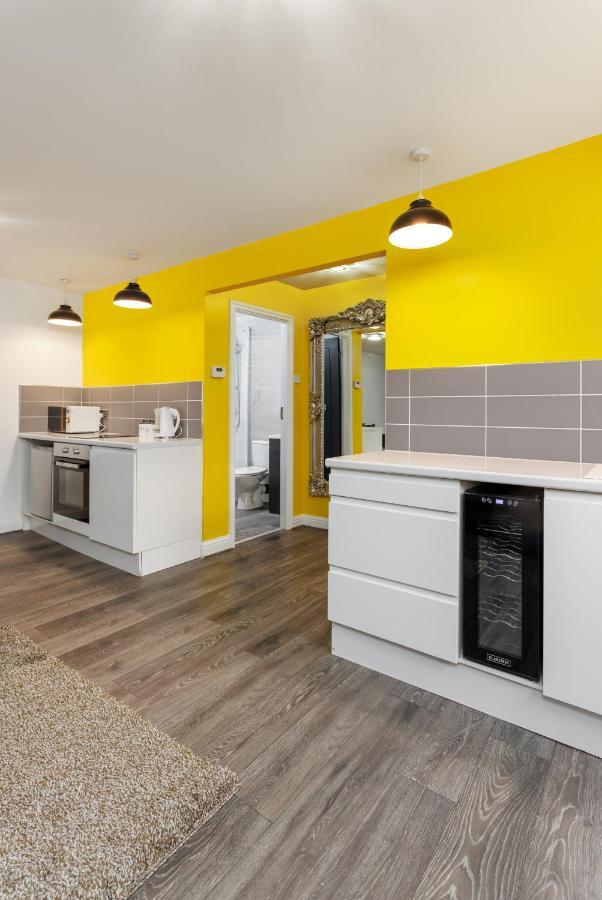 Snuggle Cove Apartments By Bella Vita Stays Liverpool Exterior foto