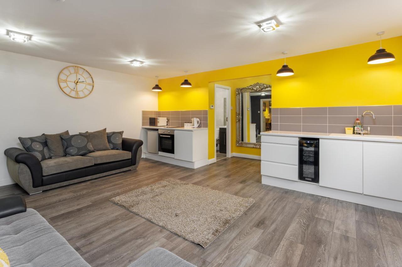 Snuggle Cove Apartments By Bella Vita Stays Liverpool Exterior foto